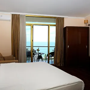 4* Hotell Corner